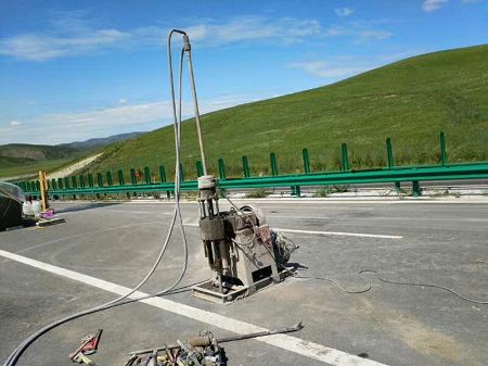 弓长岭公路地基基础注浆加固